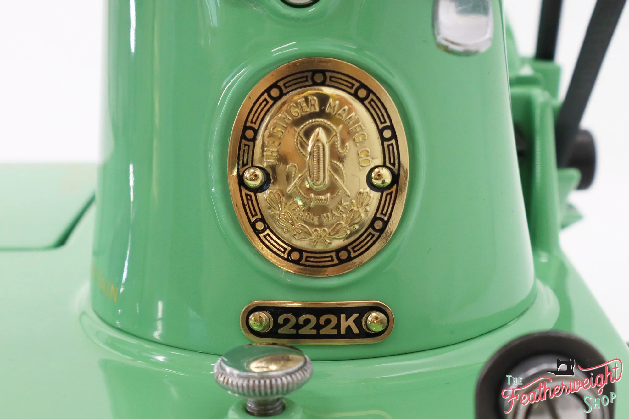 Singer Featherweight 222K Sewing Machine EK6348** - Fully Restored in 'Jadeite Milky Green' - Image 16