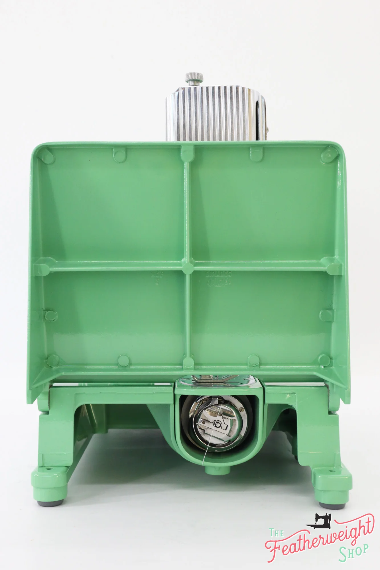 Singer Featherweight 222K Sewing Machine EK6348** - Fully Restored in 'Jadeite Milky Green' - Image 6