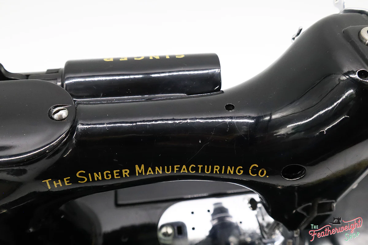 Singer Featherweight 222K Sewing Machine EK635*** - Image 15
