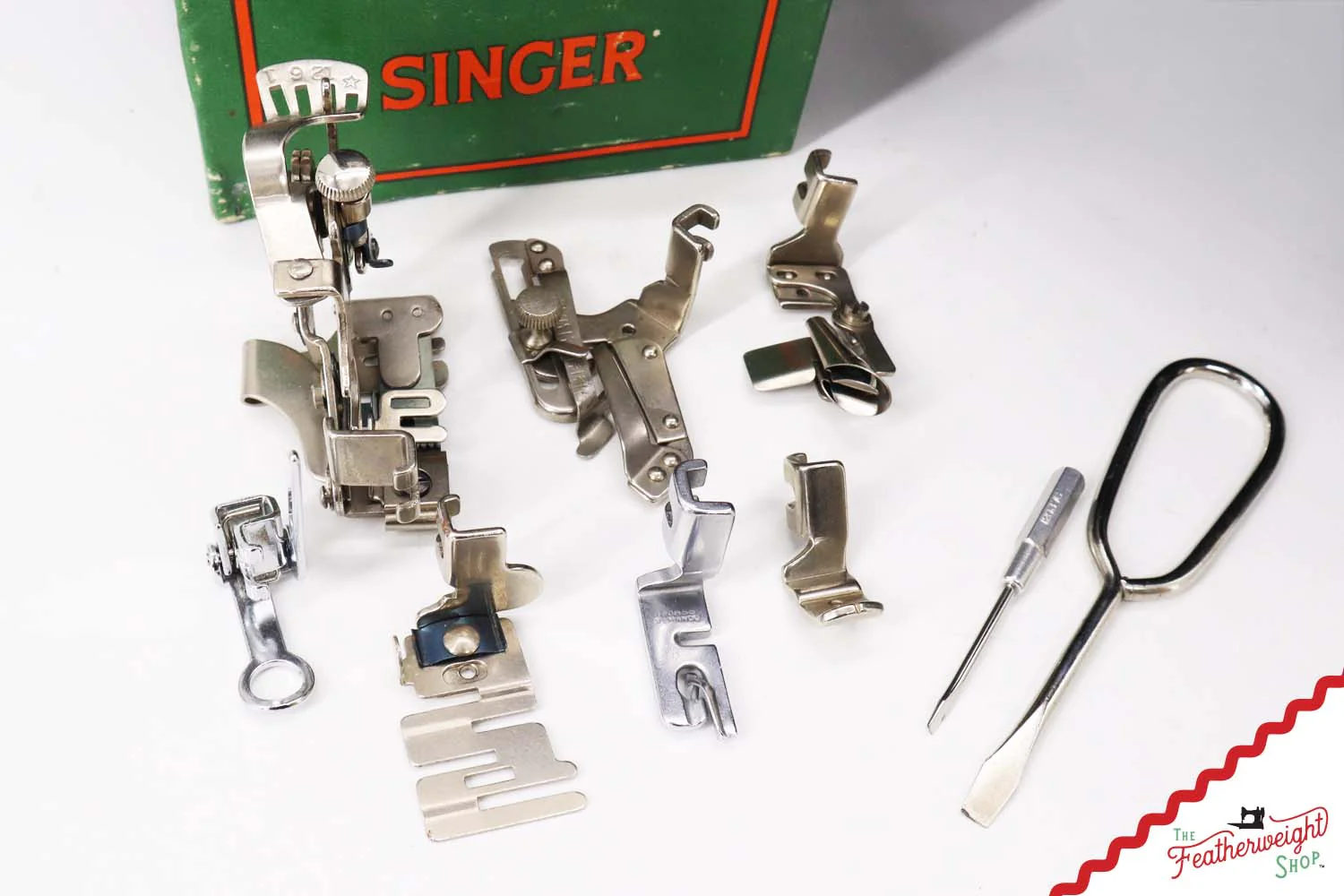 Singer Featherweight 222K Sewing Machine - EK6360**, 1955 - Image 19