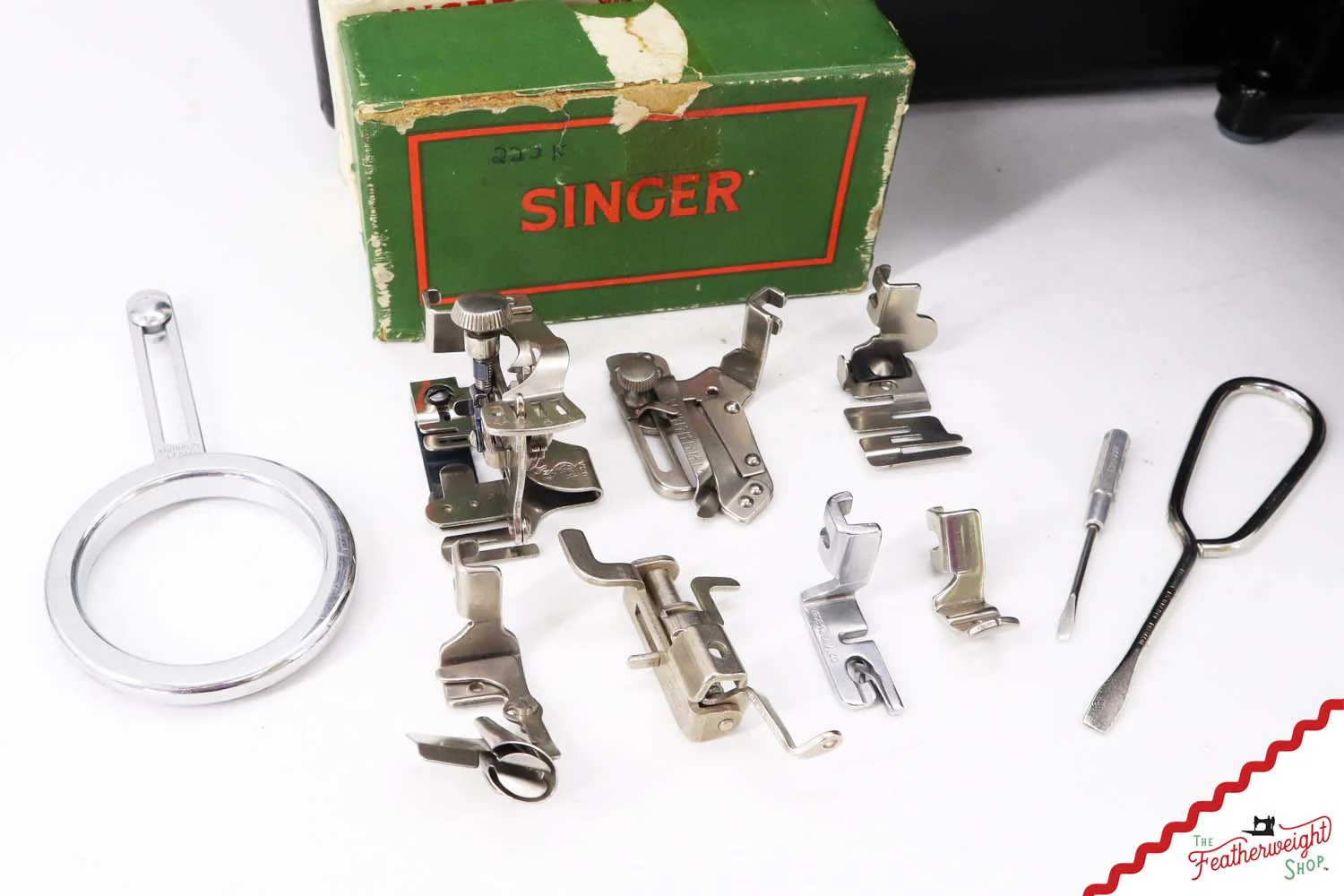 Singer Featherweight 222K Sewing Machine - EK6372**, 1955 - Image 17