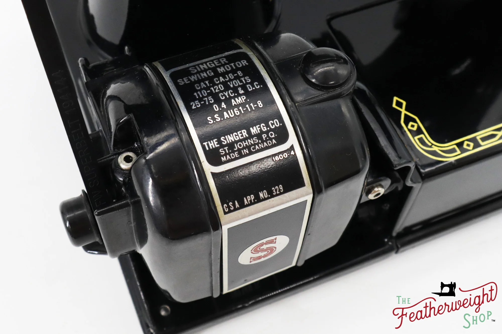 Singer Featherweight 222K Sewing Machine - EL17683* - 1956 - Image 17