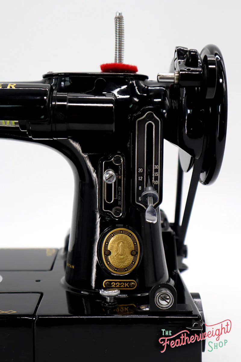 Singer Featherweight 222K Sewing Machine EL181*** - Image 16
