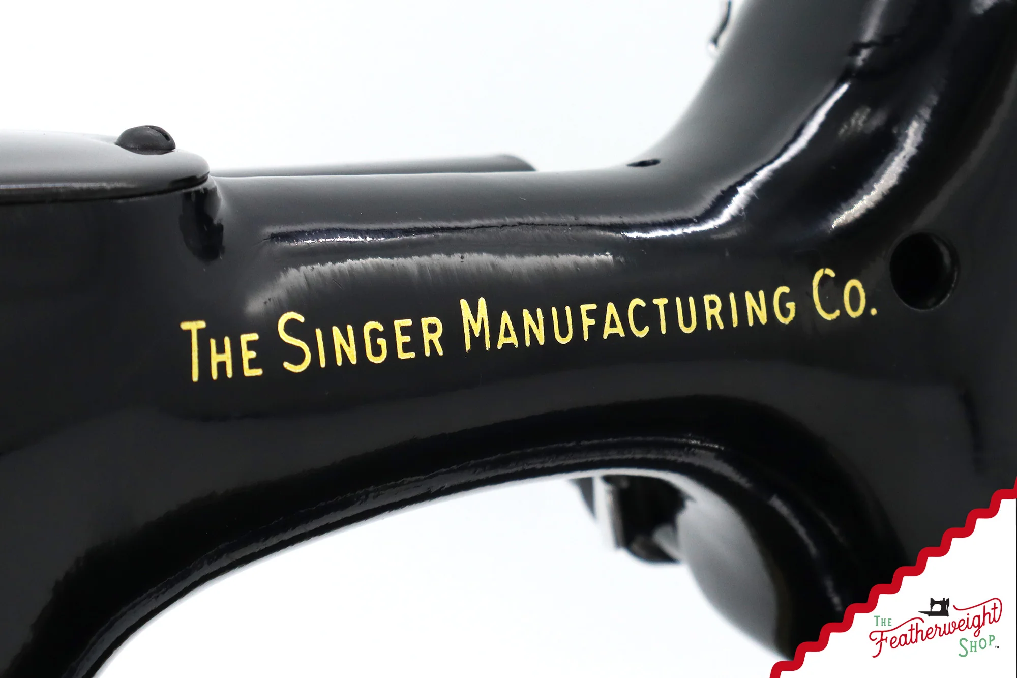 Singer Featherweight 222K Sewing Machine - EL1833**, 1956 - Image 13