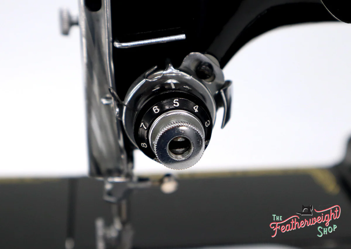 Singer Featherweight 222K Sewing Machine EL185*** - Image 19