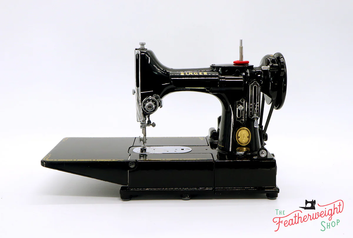 Singer Featherweight 222K Sewing Machine EL185*** - Image 2