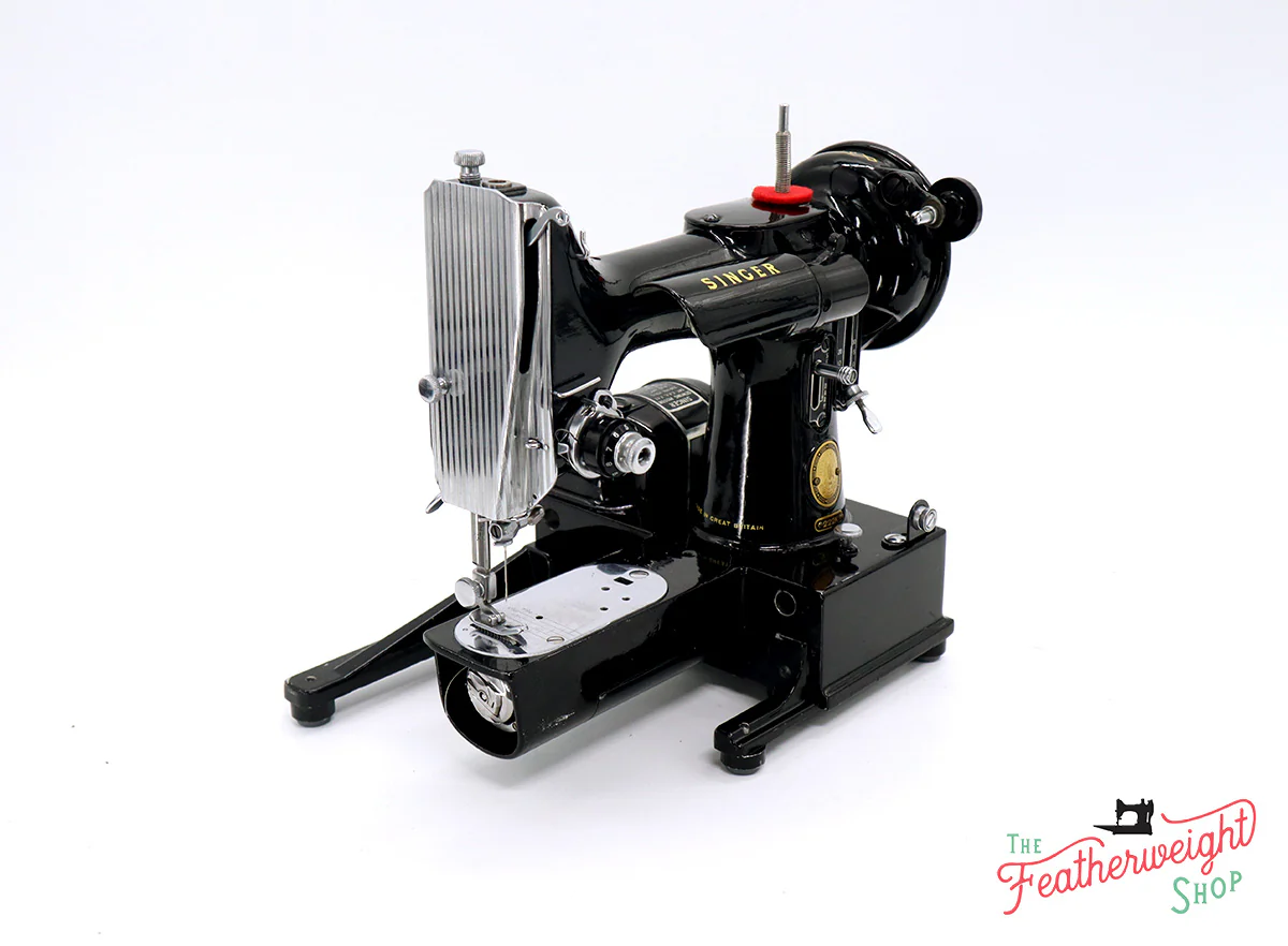 Singer Featherweight 222K Sewing Machine EL185*** - Image 8