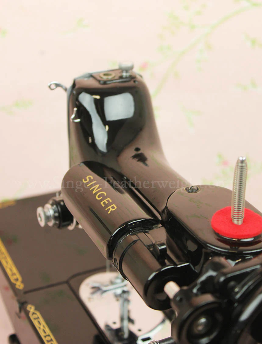 Singer Featherweight 222K Sewing Machine EL683*** - Image 14