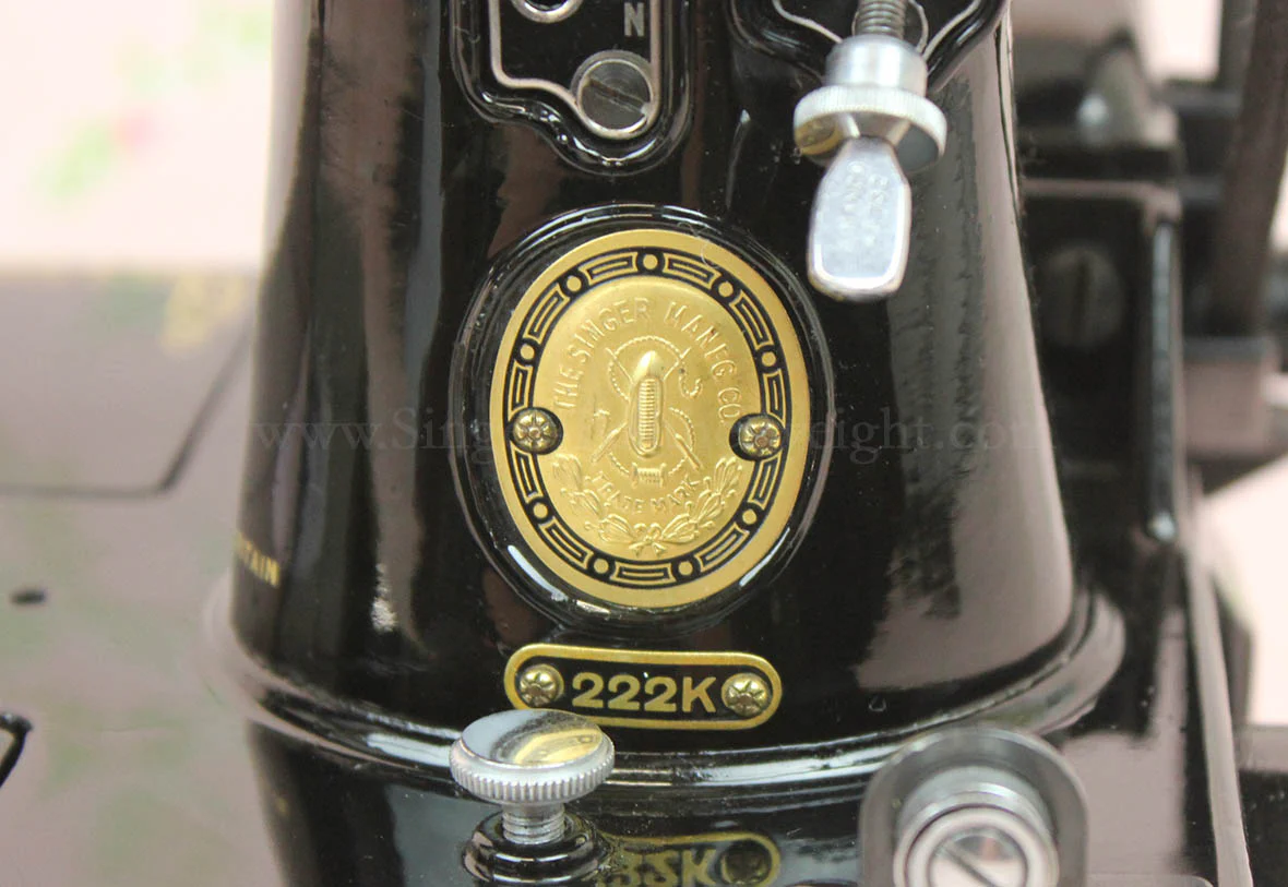 Singer Featherweight 222K Sewing Machine EL683*** - Image 17