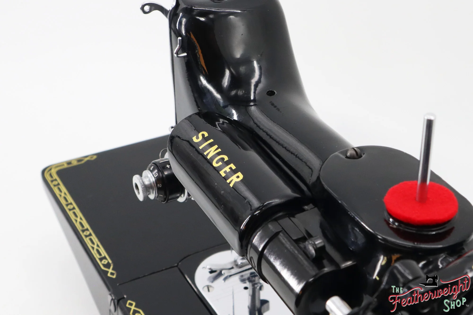 Singer Featherweight 222K Sewing Machine - EL6833**, 1956 - Image 12