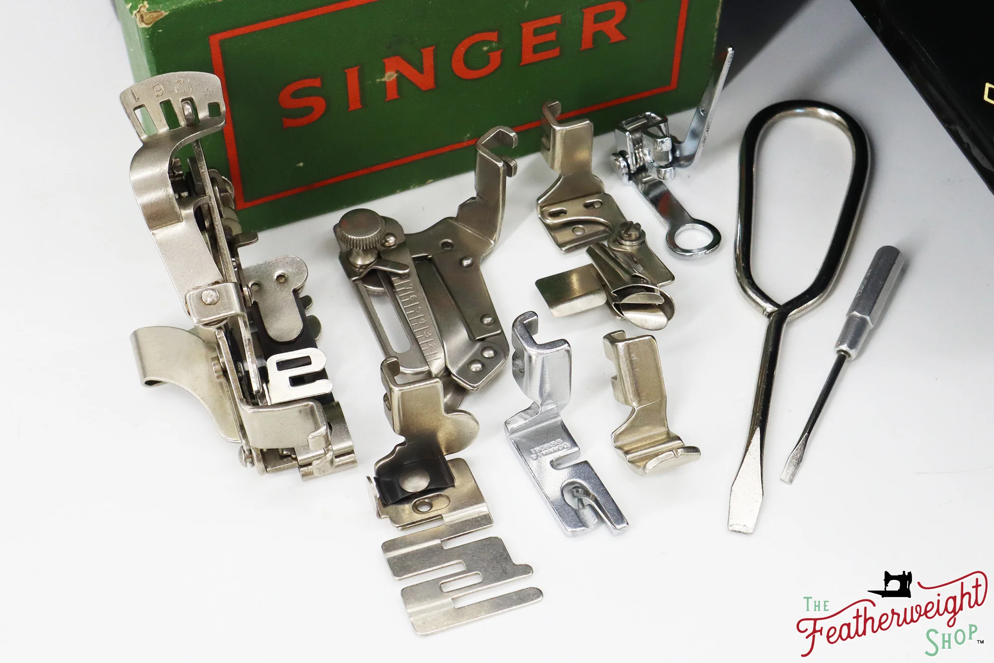 Singer Featherweight 222K Sewing Machine - EM2359**, 1957 - Image 19