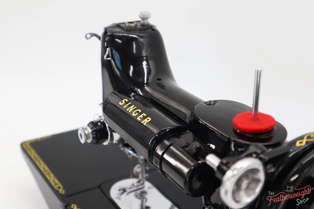 Singer Featherweight 222K Sewing Machine EM236*** - Image 14