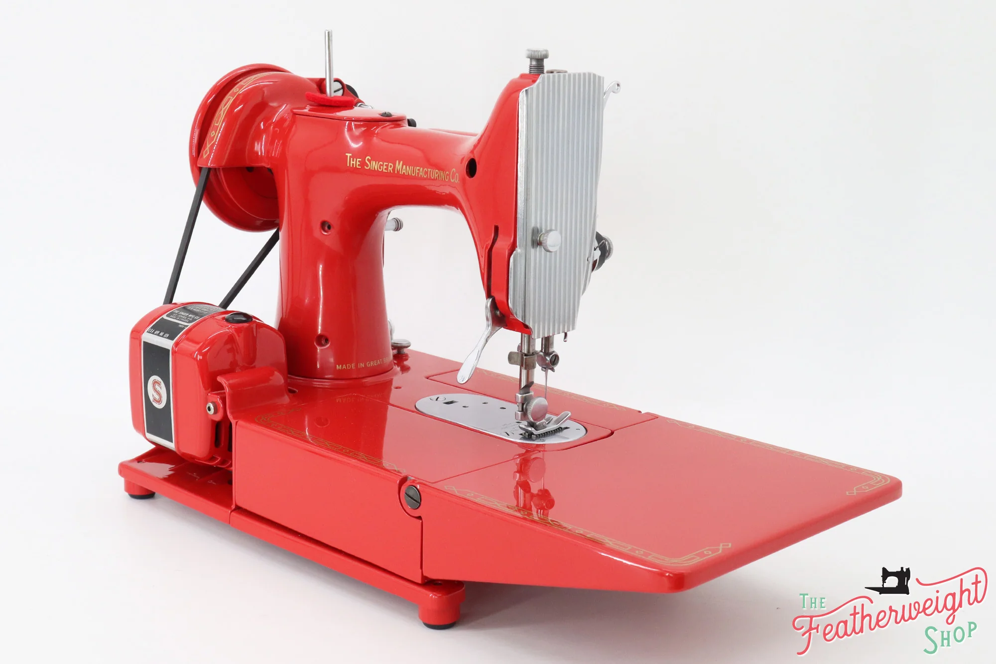Singer Featherweight 222K Sewing Machine EM6022** - Fully Restored in Happy Red - Image 7