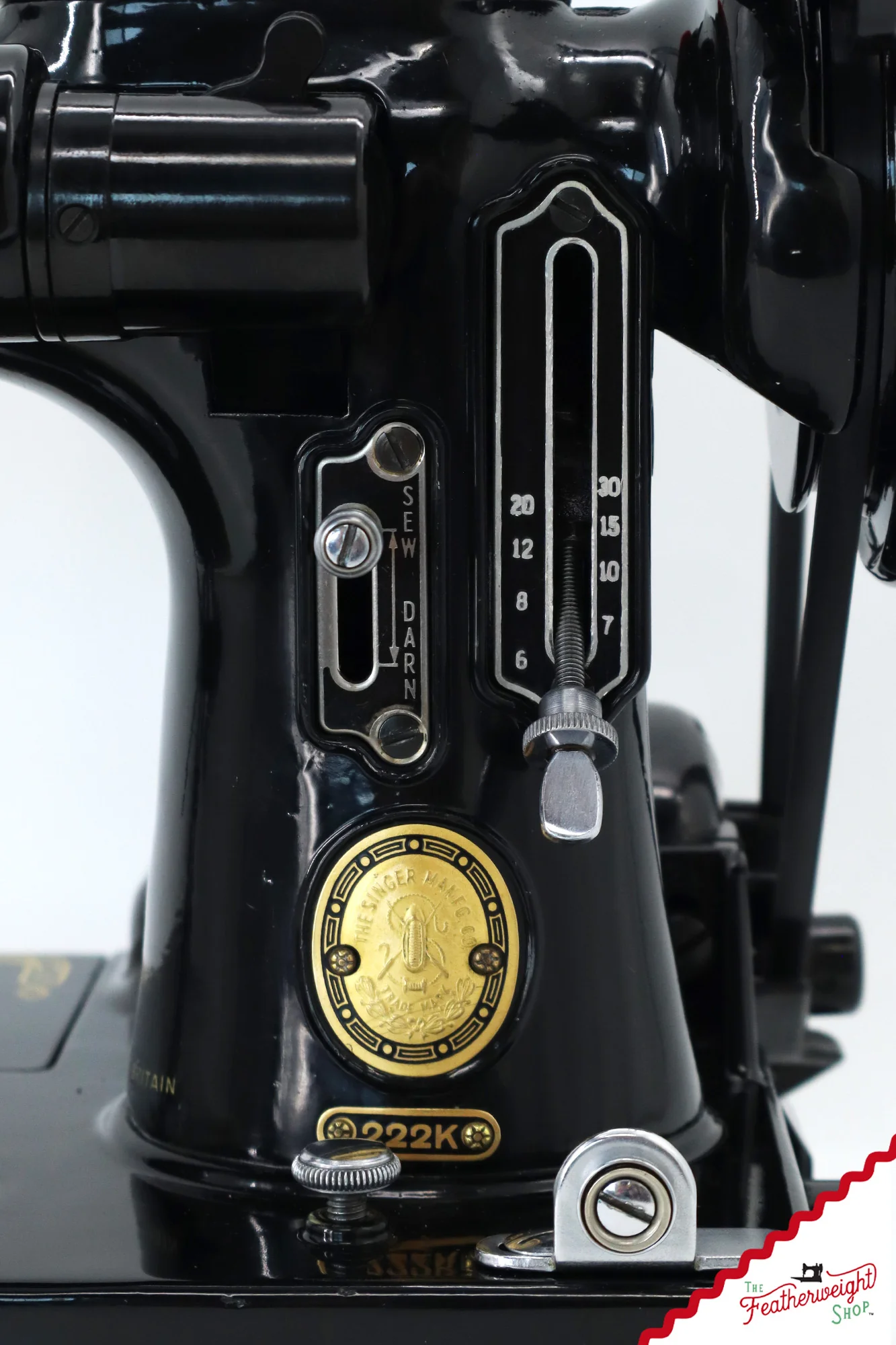Singer Featherweight 222K Sewing Machine - EM6040**, 1957 - Image 15