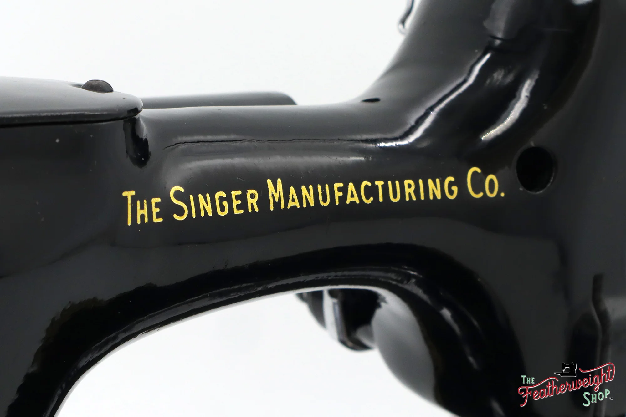 Singer Featherweight 222K Sewing Machine - EM6057**, 1957 - Image 15