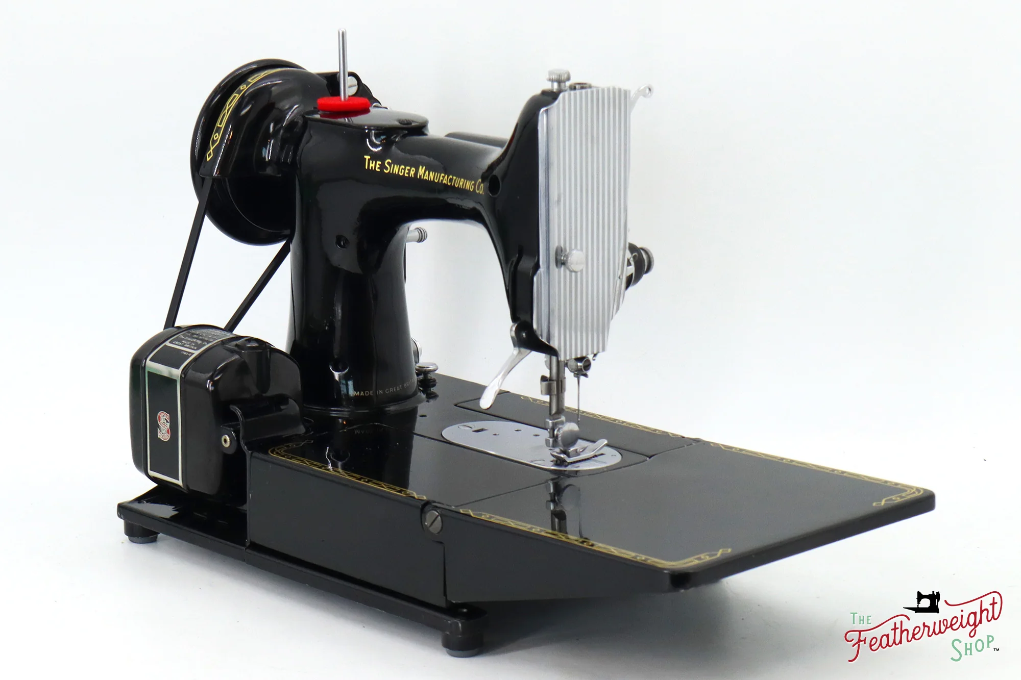 Singer Featherweight 222K Sewing Machine - EM6057**, 1957 - Image 7