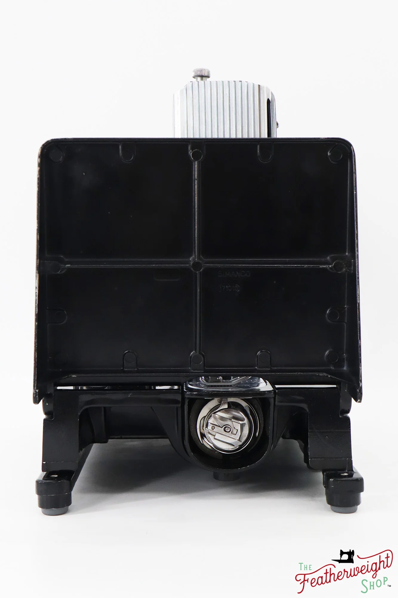 Singer Featherweight 222K Sewing Machine - EM9585**, 1957 - Image 5