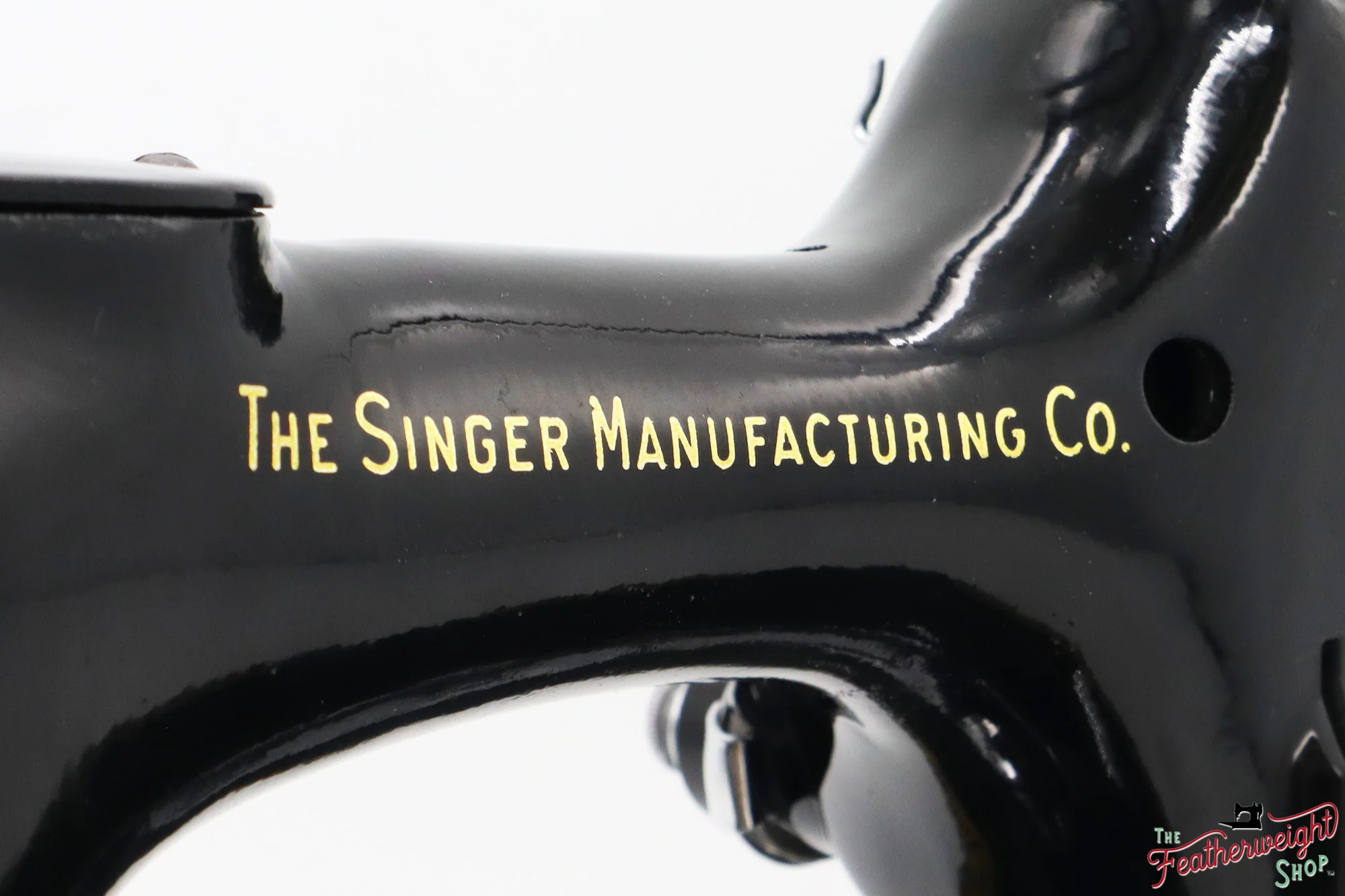 Singer Featherweight 222K Sewing Machine - EM9587**, 1957 - Image 12