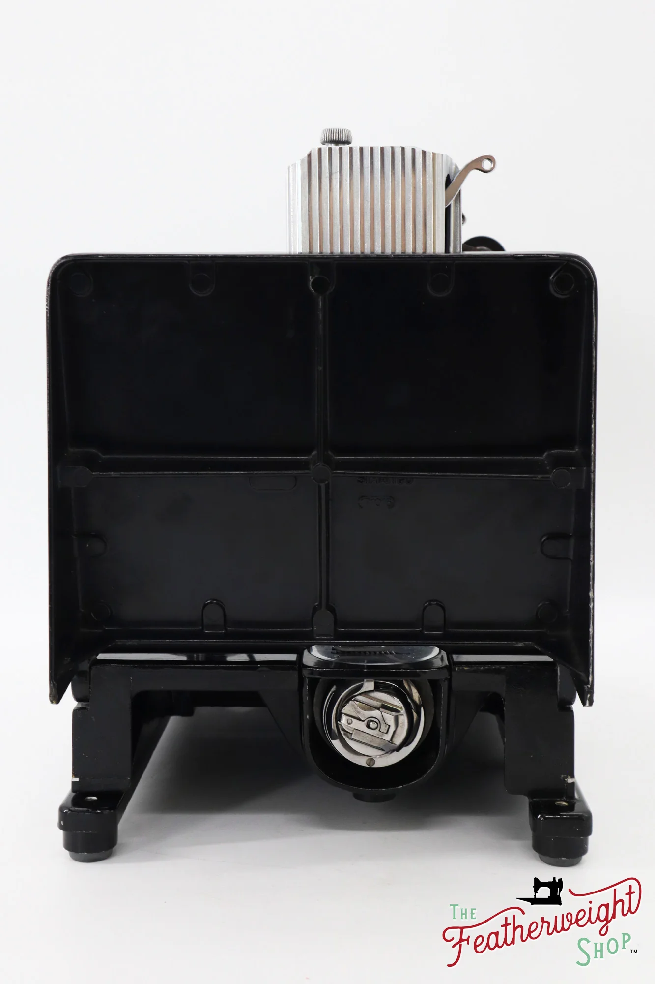 Singer Featherweight 222K Sewing Machine - EM959*** - 1957 - Image 7