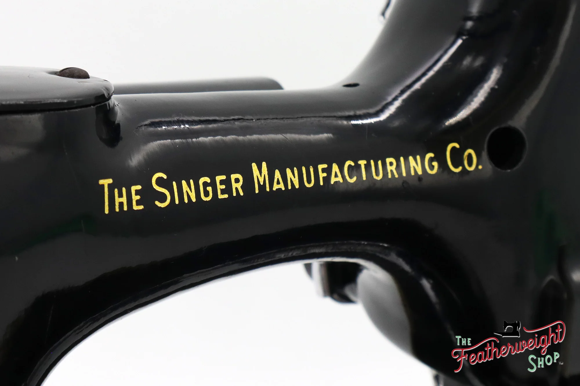 Singer Featherweight 222K Sewing Machine - EM9595**, 1957 - Image 13