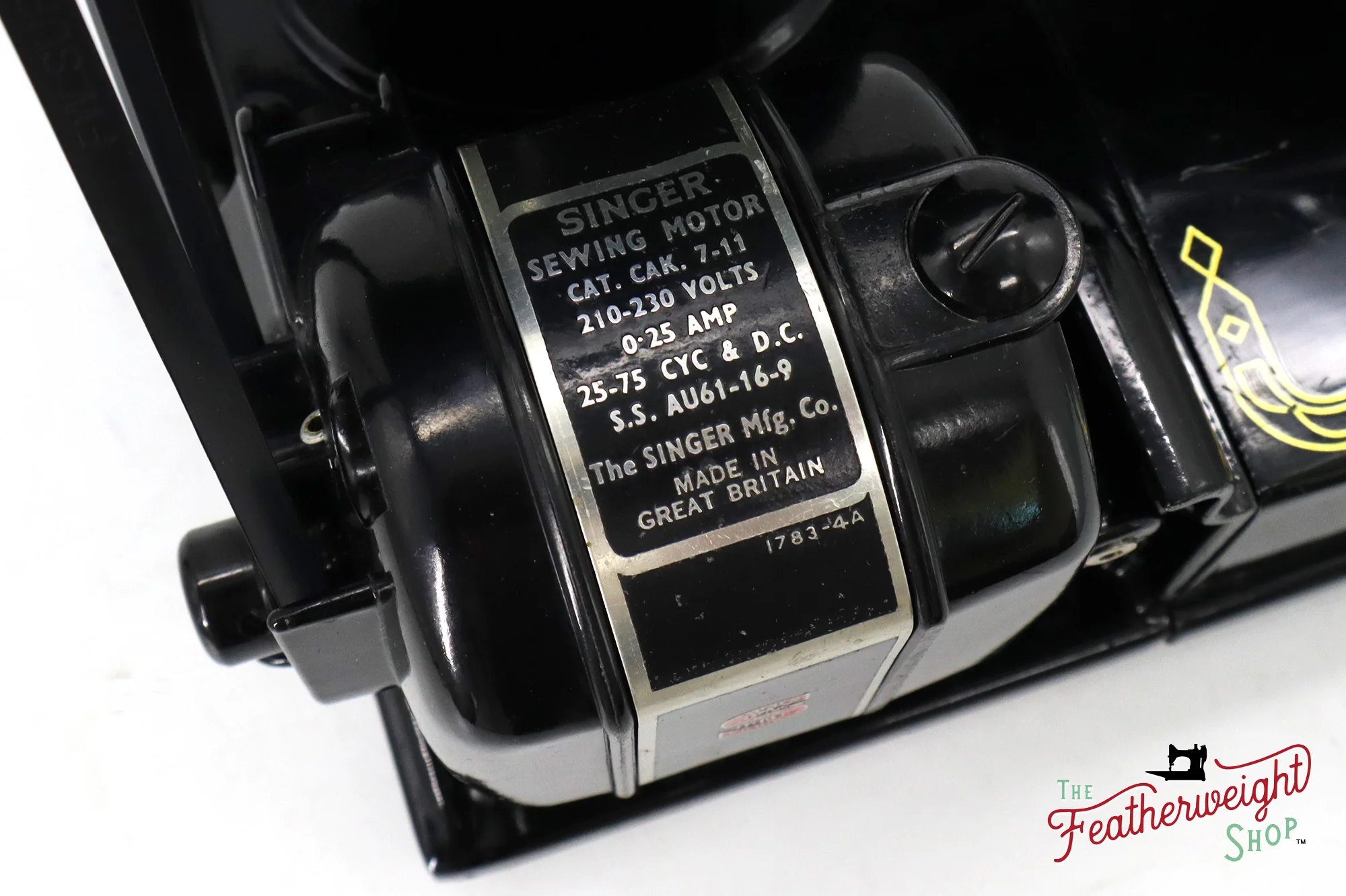 Singer Featherweight 222K Sewing Machine - EM9595**, 1957 - Image 16