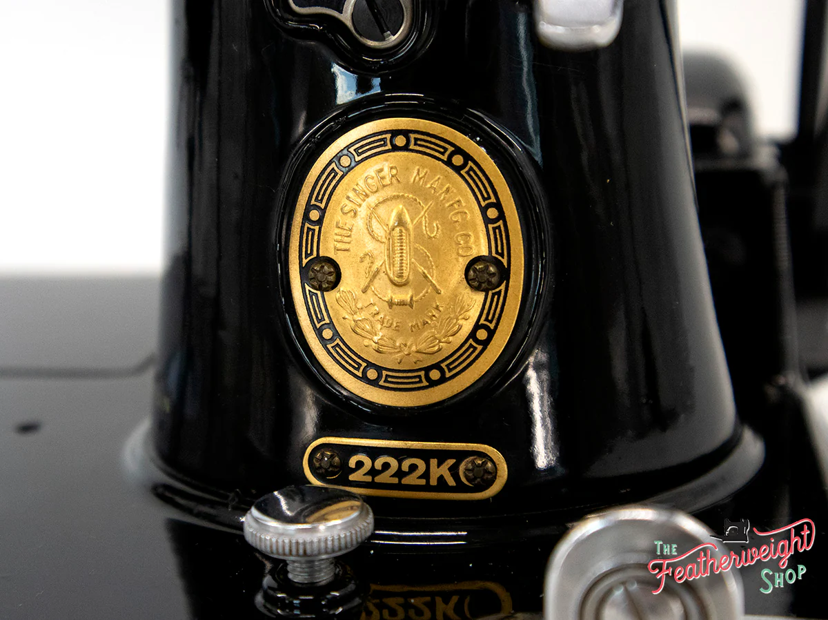 Singer Featherweight 222K Sewing Machine EM960*** - Image 19