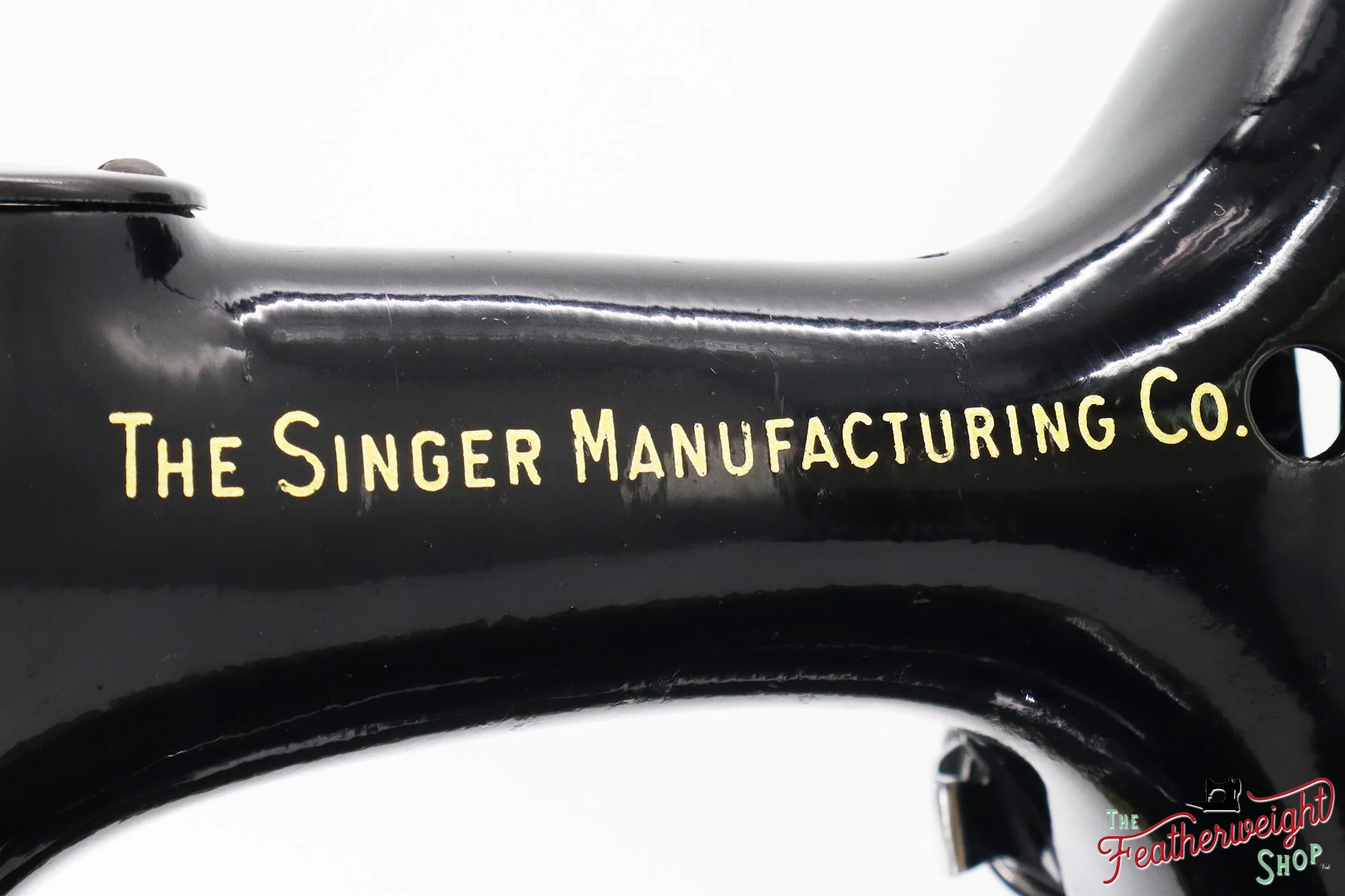 Singer Featherweight 222K Sewing Machine - EM9607** - 1957 - Image 15