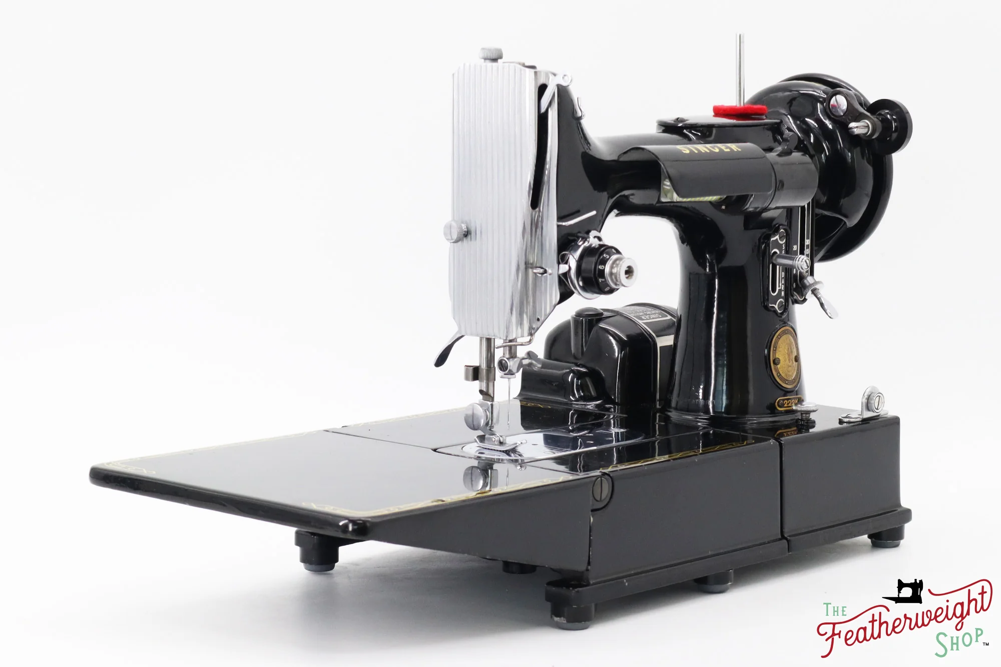 Singer Featherweight 222K Sewing Machine - EM9607** - 1957 - Image 4