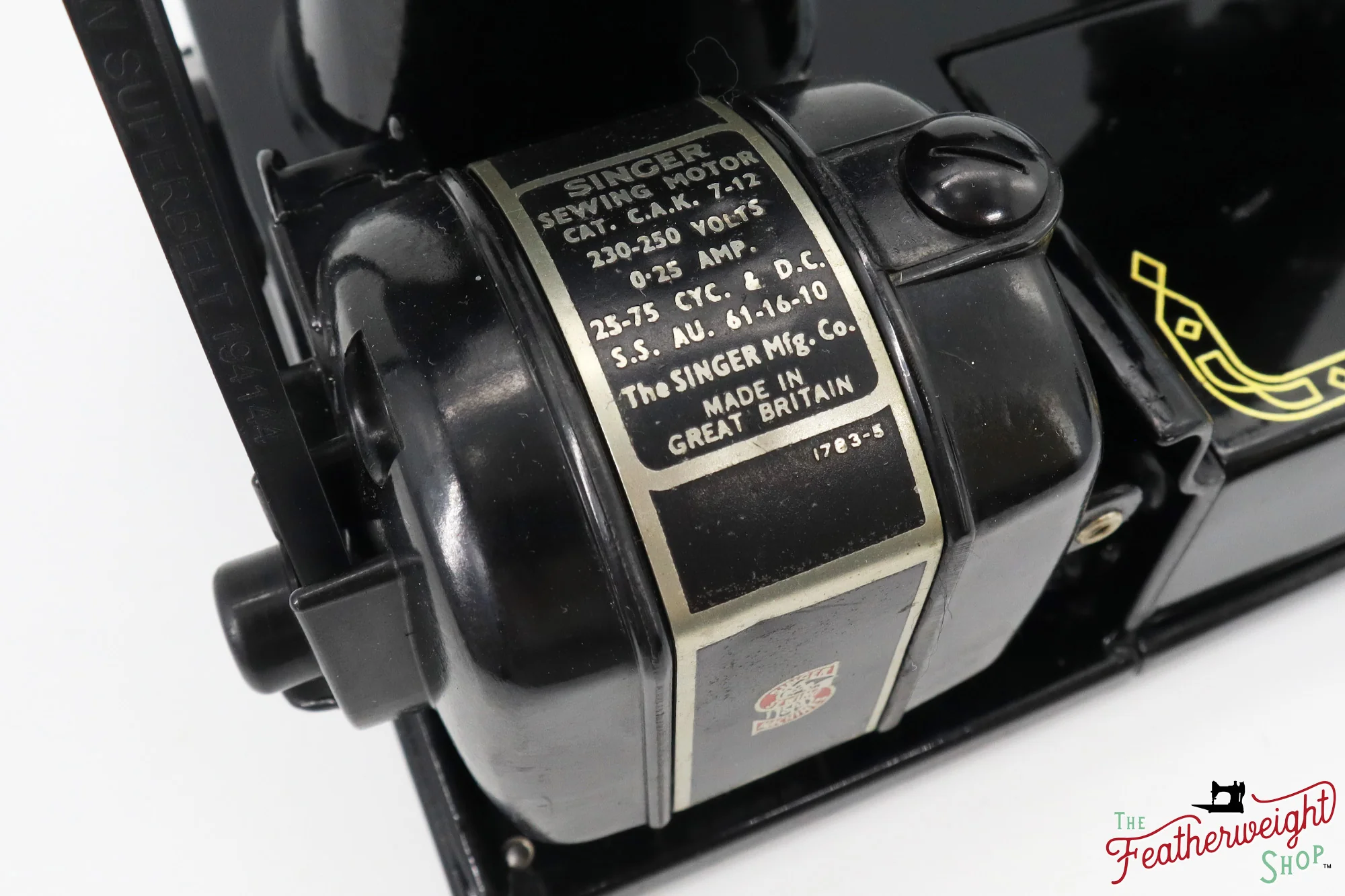 Singer Featherweight 222K Sewing Machine - EM96128* - 1957 - Image 17