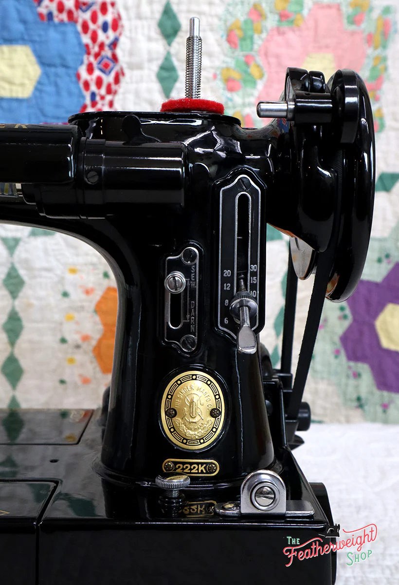 Singer Featherweight 222K Sewing Machine EN1345** - Image 23