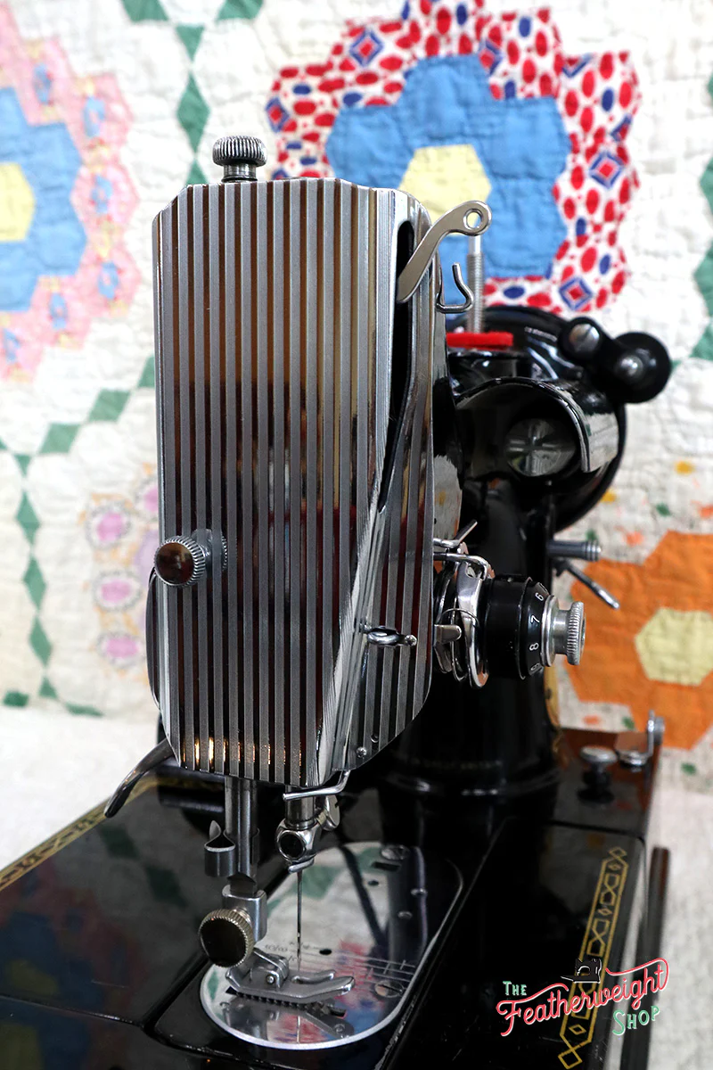 Singer Featherweight 222K Sewing Machine EN1345** - Image 7