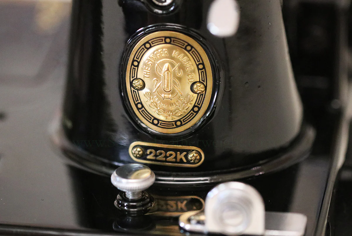 Singer Featherweight 222K Sewing Machine EN134*** - Image 17