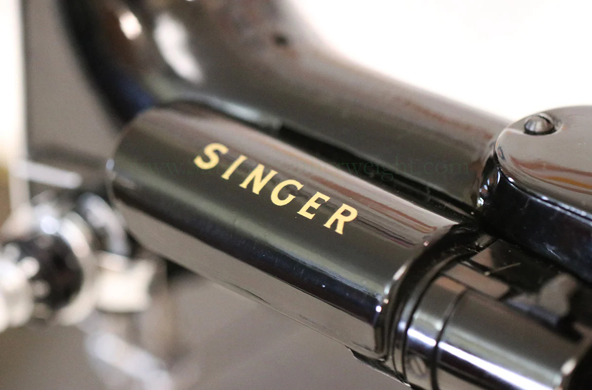Singer Featherweight 222K Sewing Machine EN134*** - Image 19