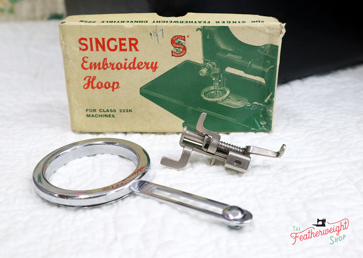 Singer Featherweight 222K Sewing Machine EN136*** - Image 23