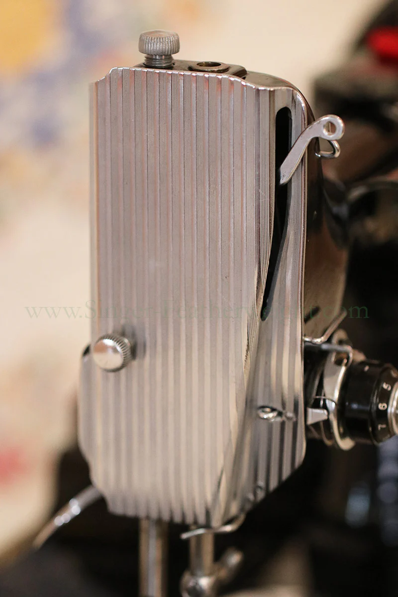 Singer Featherweight 222K Sewing Machine EN137*** - Image 13