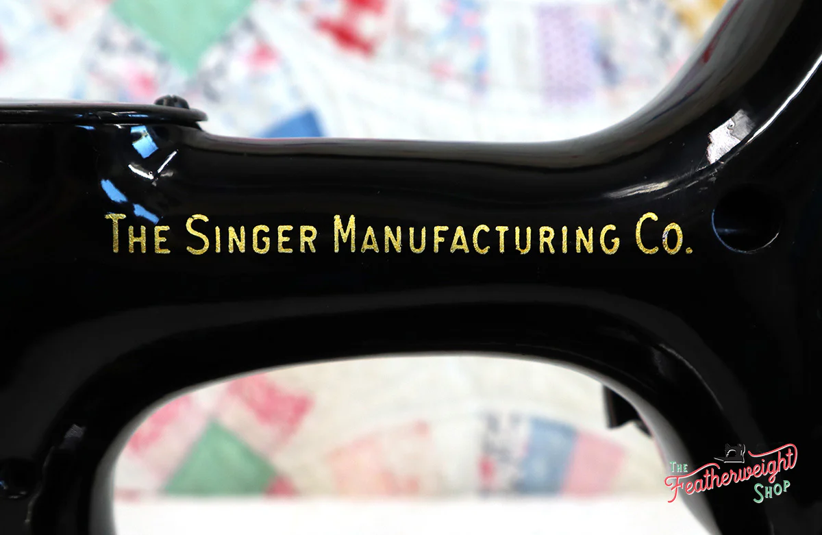 Singer Featherweight 222K Sewing Machine EP131*** - Image 14