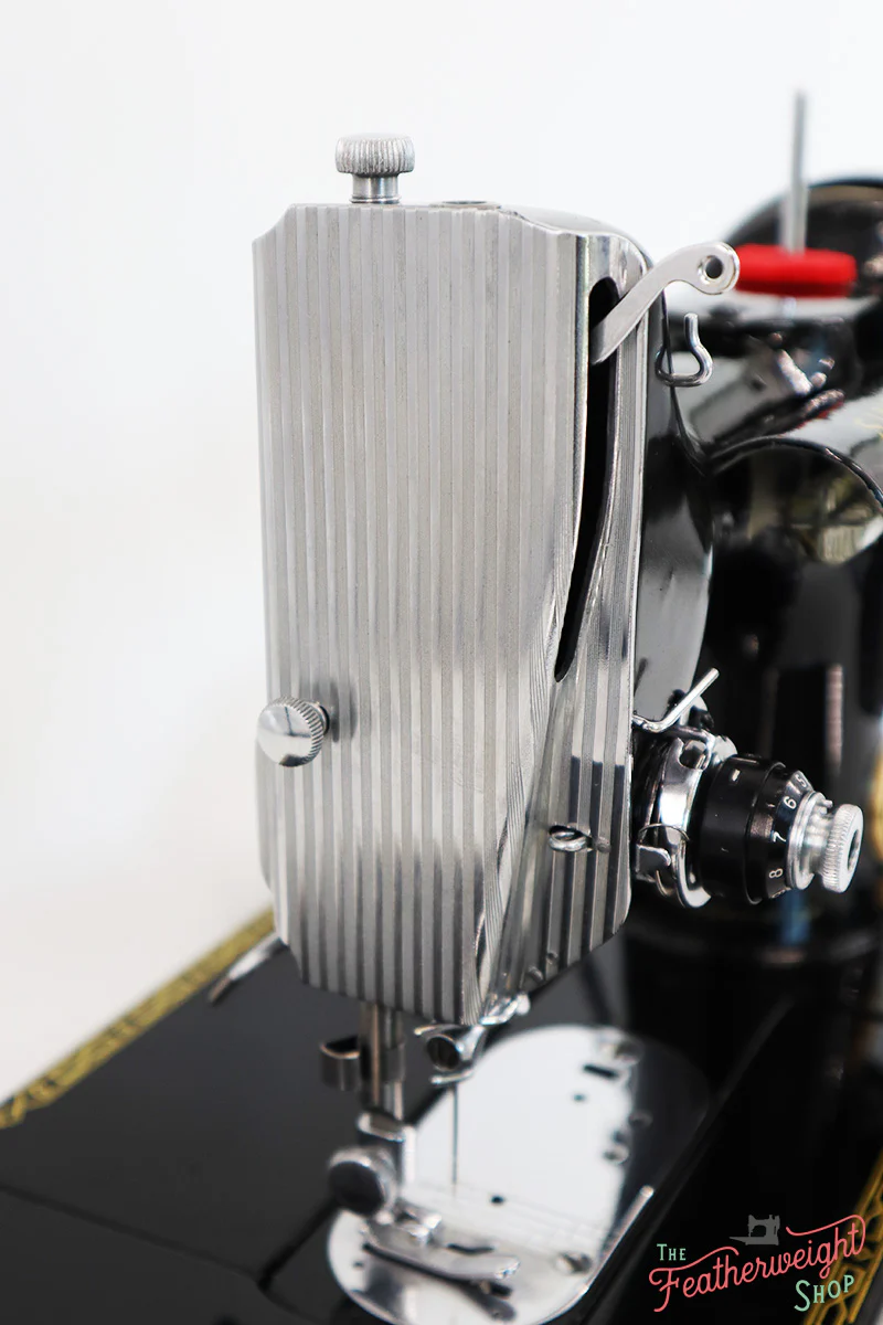 Singer Featherweight 222K Sewing Machine EP133*** - Image 13