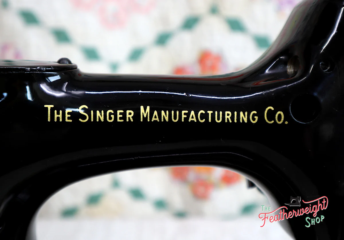 Singer Featherweight 222K Sewing Machine, RED "S" ER022*** - Image 15