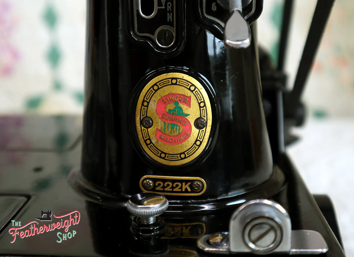 Singer Featherweight 222K Sewing Machine, RED "S" ER022*** - Image 21