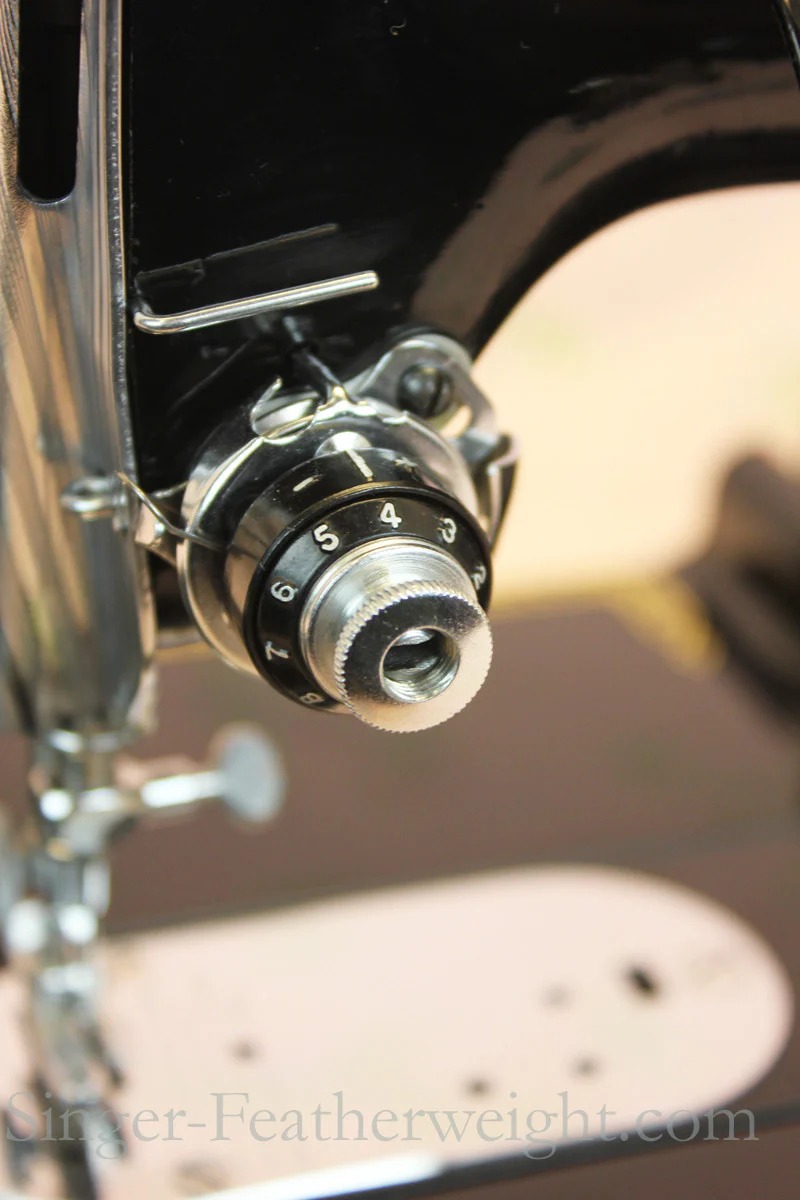 Singer Featherweight 222K Sewing Machine - Image 20