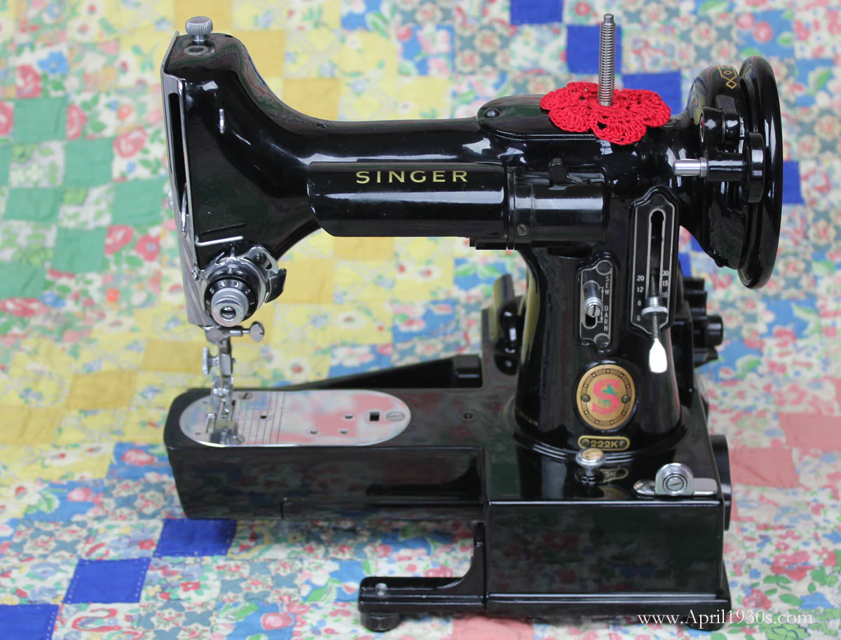Singer Featherweight 222K Sewing Machine, ER0231**CH - Image 39