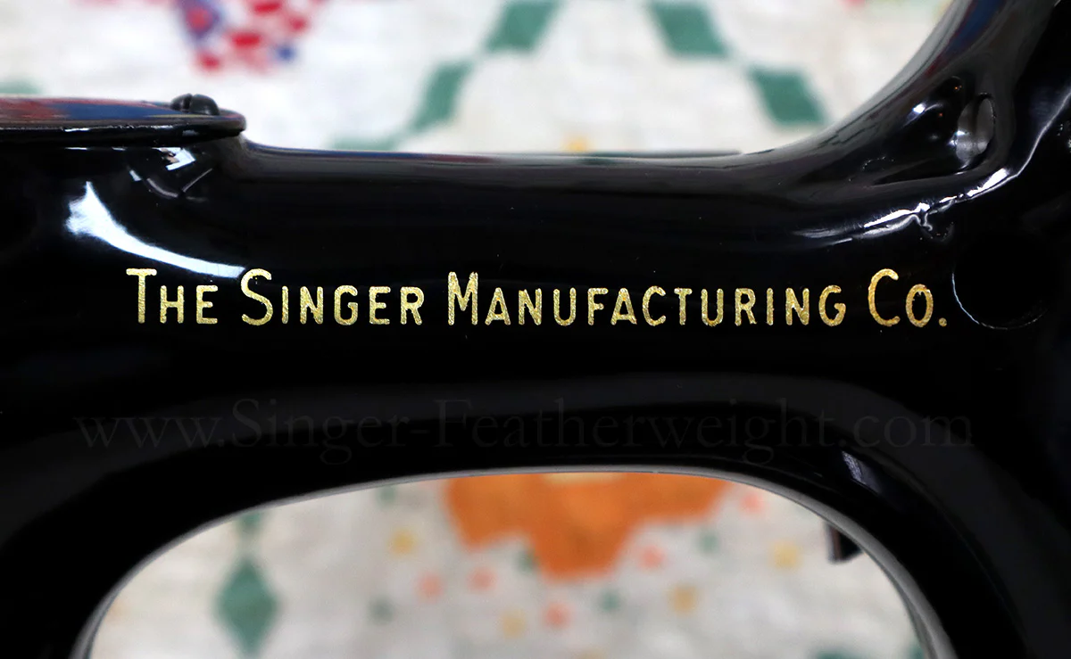 Singer Featherweight 222K Sewing Machine, RED "S" EP5428** - Image 14