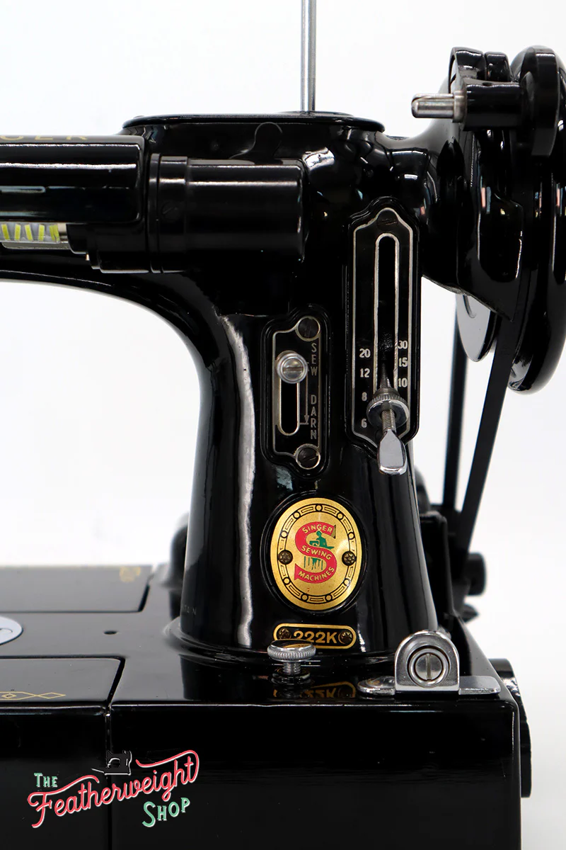 Singer Featherweight 222K Sewing Machine, RED "S" EP7600** - Image 19