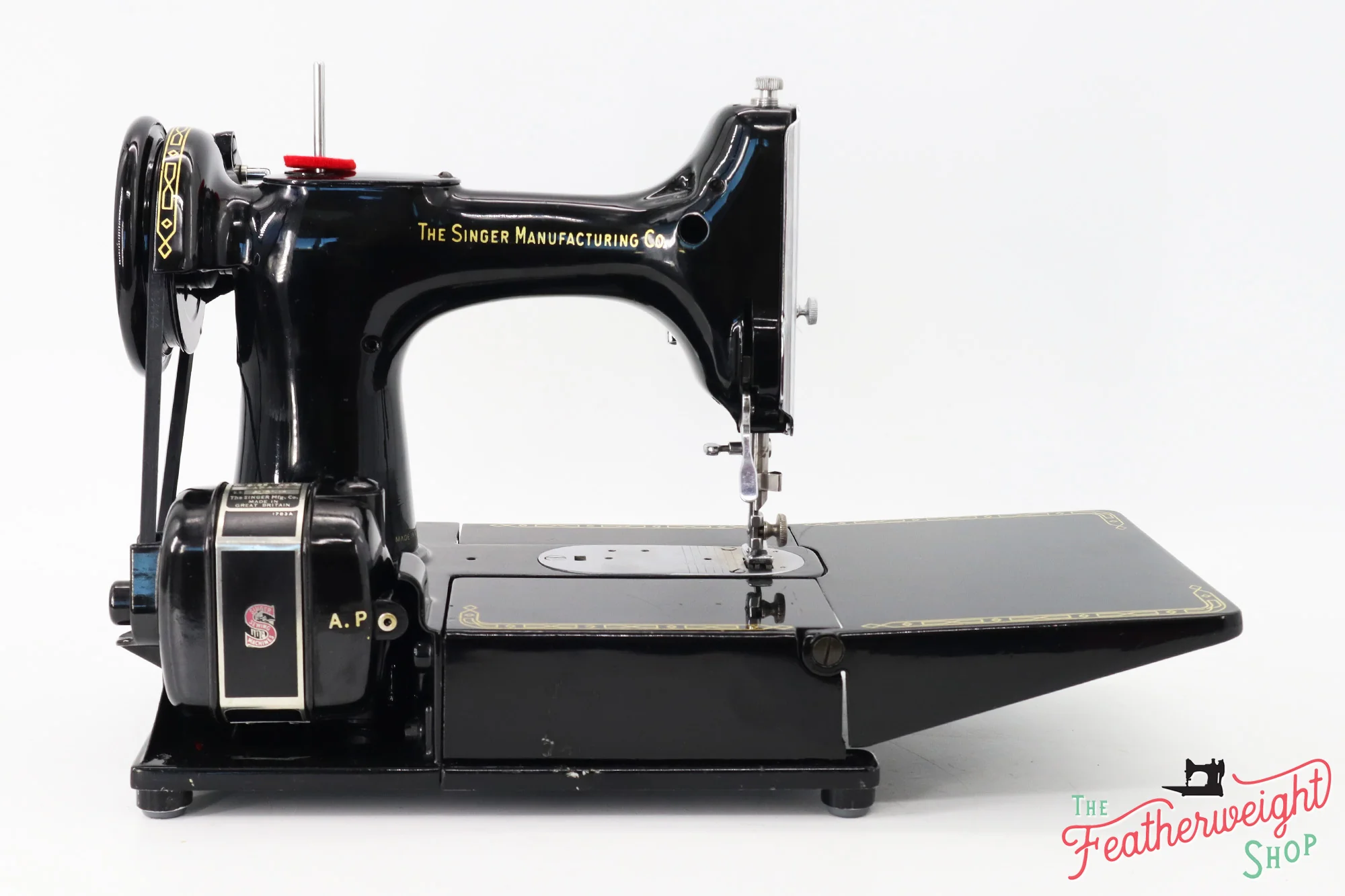Singer Featherweight 222K Sewing Machine, RED "S" ER02235* - Image 8