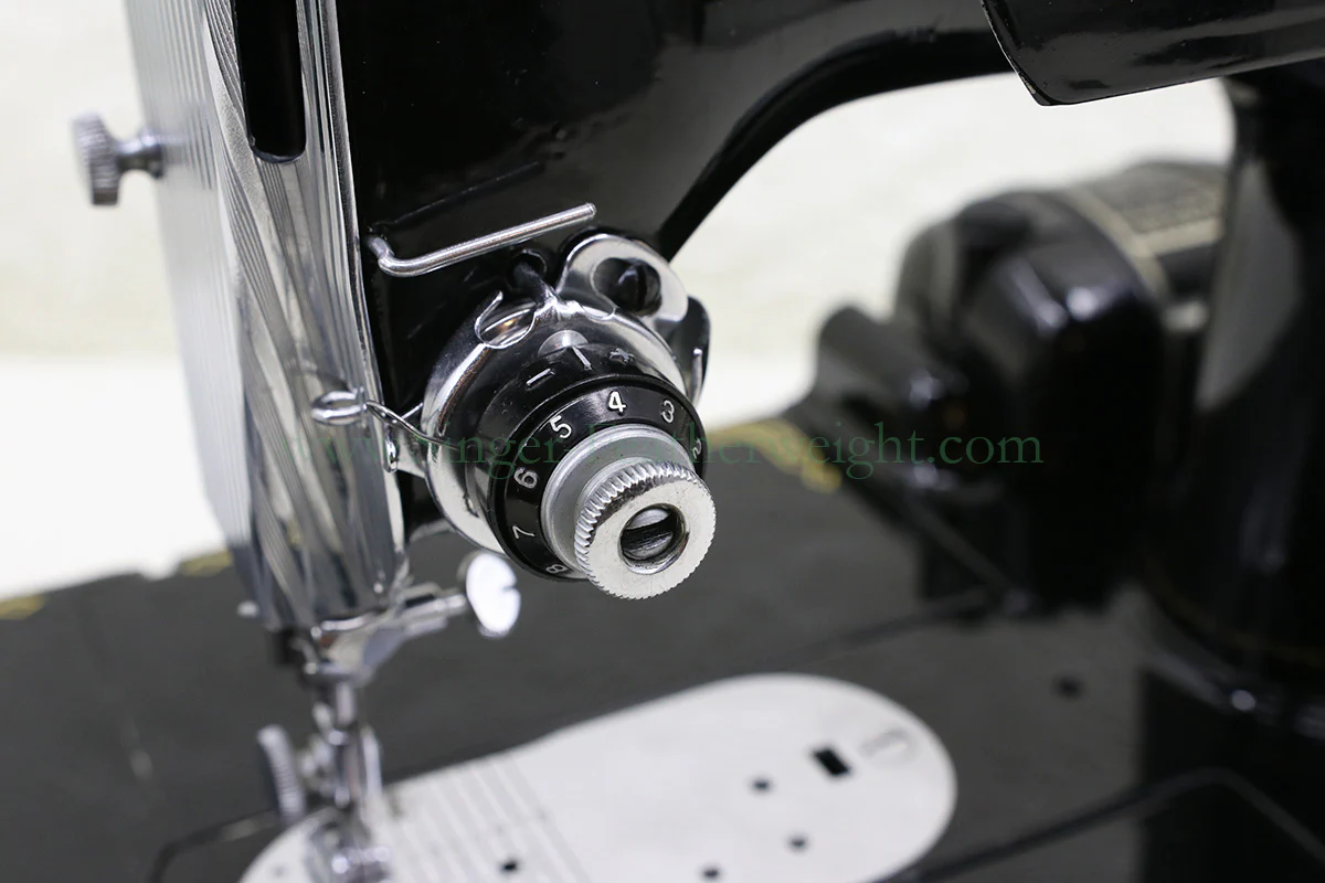 Singer Featherweight 222K Sewing Machine, RED "S" ER0232** - Image 17