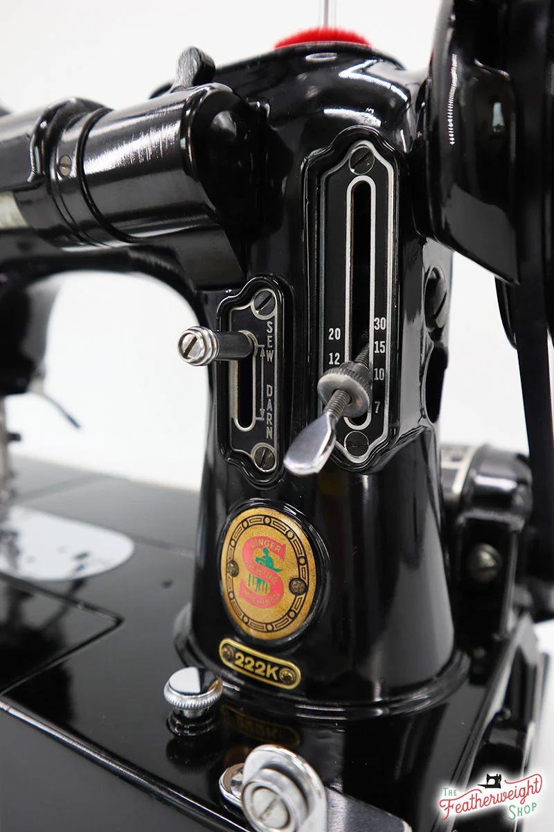 Singer Featherweight 222K Sewing Machine, RED "S" ER0234** - Image 15