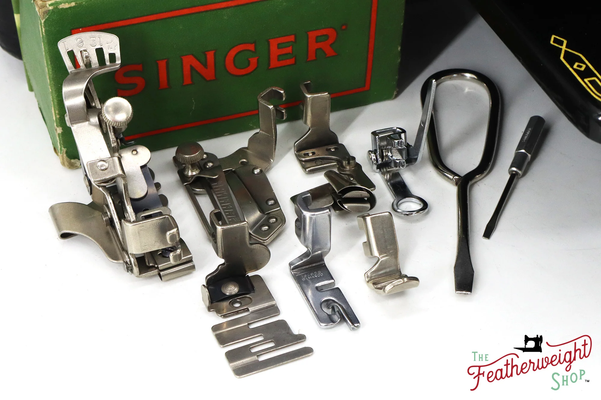 Singer Featherweight 222K Sewing Machine, Red 'S' - ER0236** - 1960 - Image 19
