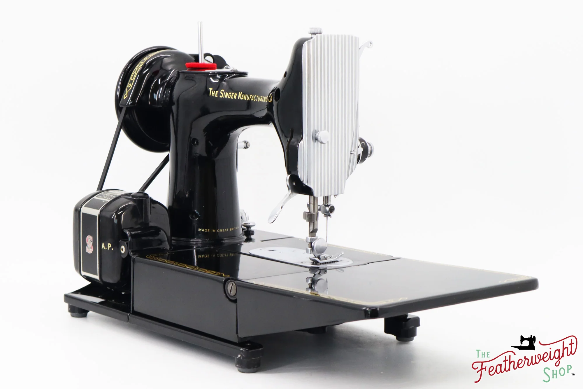 Singer Featherweight 222K Sewing Machine, Red 'S' - ER3165** - 1960 - Image 6