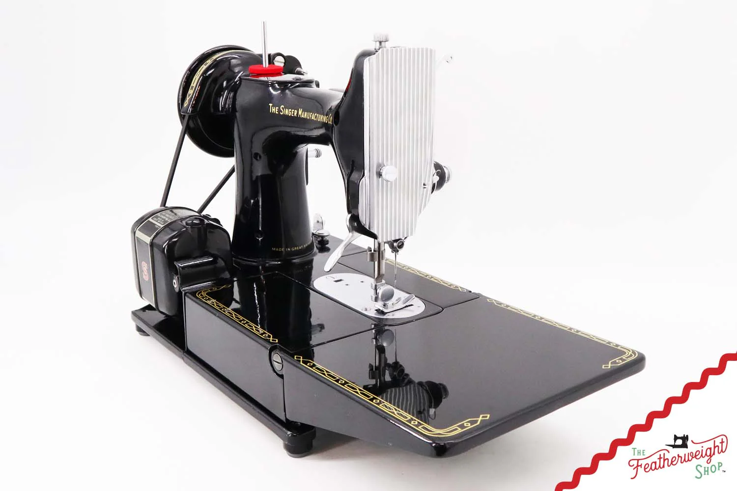 Singer Featherweight 222K Sewing Machine, Red 'S' - ER3172** - 1960 - Image 5