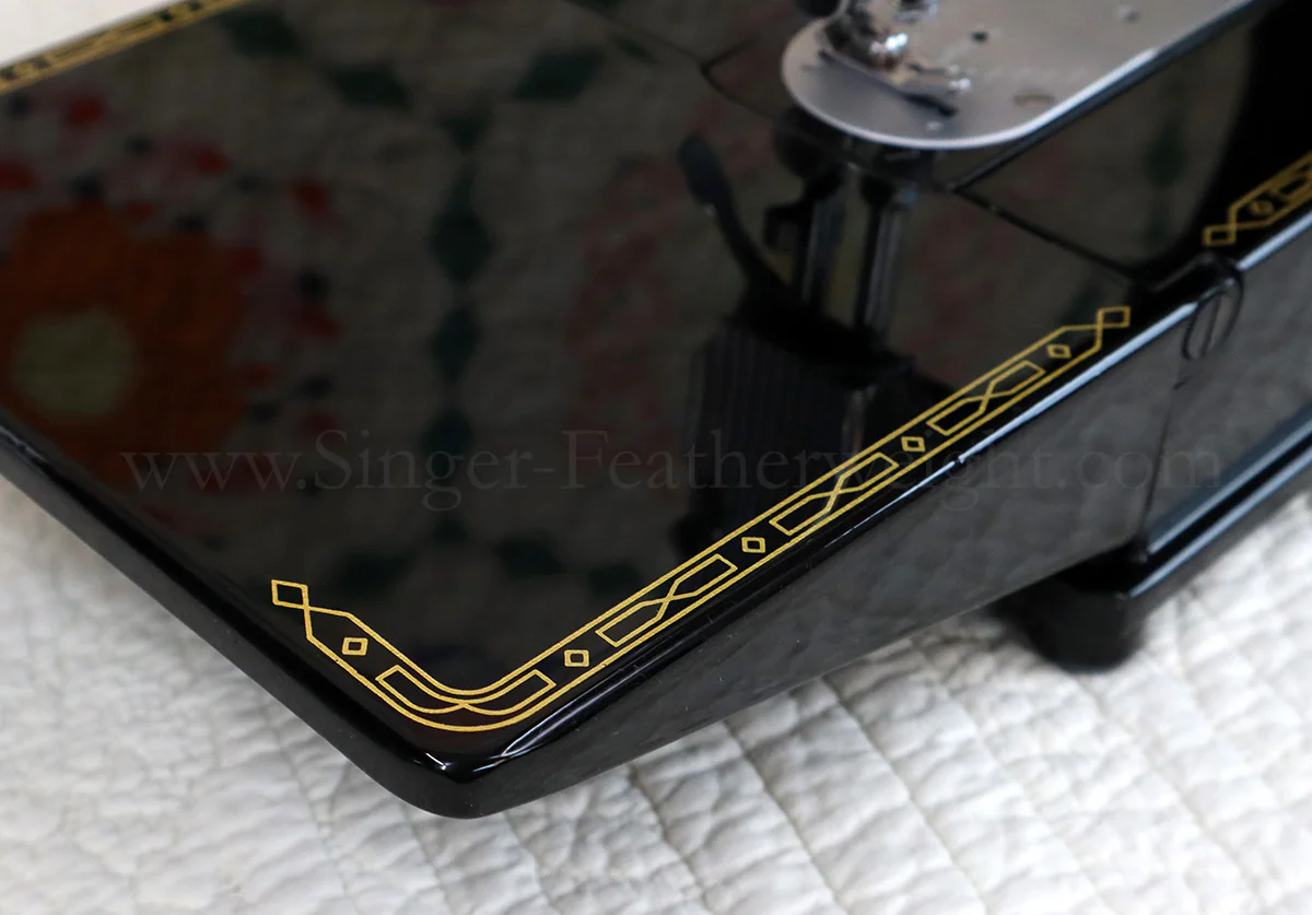 Singer Featherweight 222K Sewing Machine, RED "S" ER901*** - Image 9